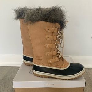 New with tags. Women’s Sorel Joan of Arctic Boots Size 9
